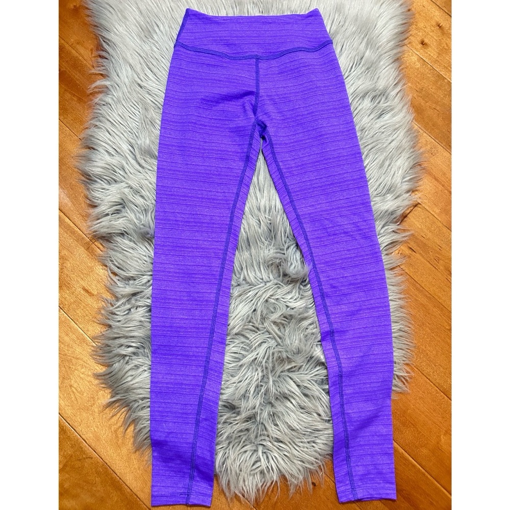 Beyond Yoga Purple Orchid Stripe Hype  Leggings Size Small - Picture 3 of 4